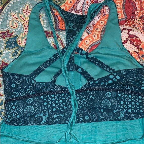 Lululemon twist & toil tank - Picture 3 of 7